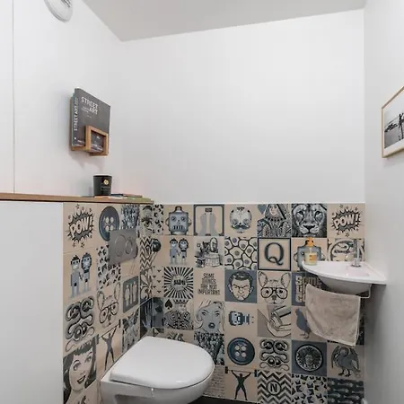 Apartment Montmartre Paris